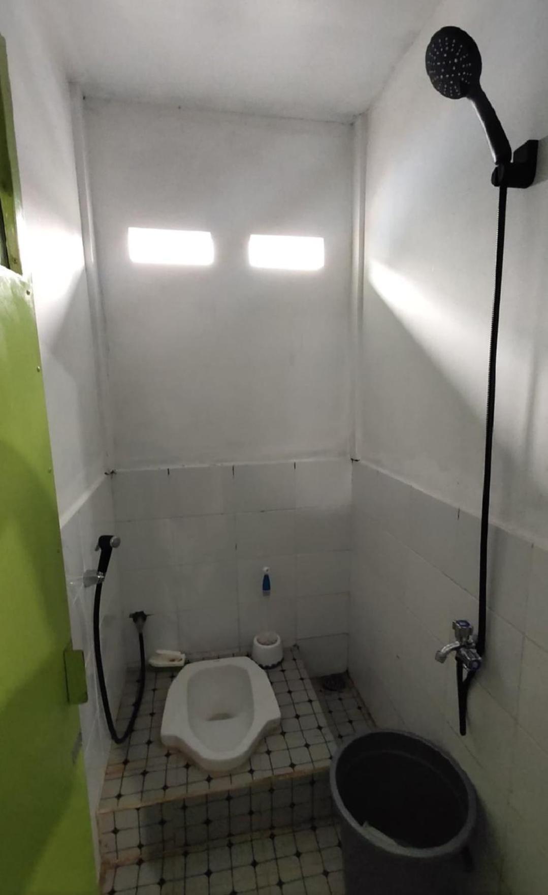 Hotel Spot On 93326 Anie Syariahnearjembatan Siak Pekanbaru